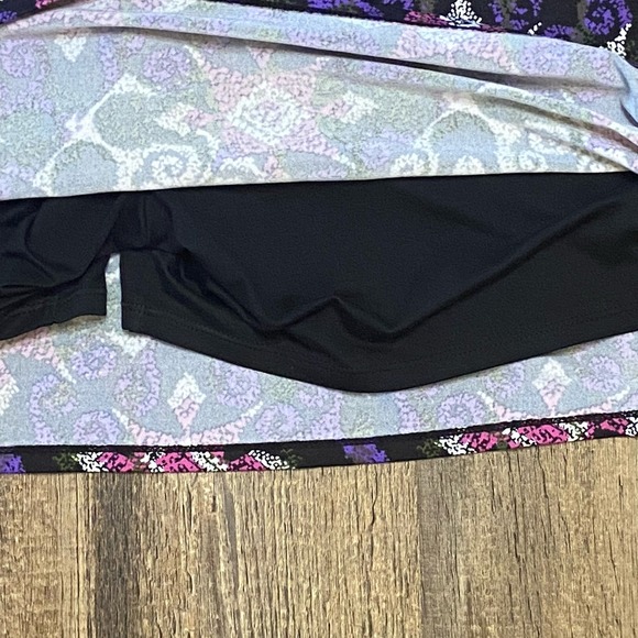 Tranquility Women XL Skort Athletic Skirt Purple Athleisure Floral Pattern - Picture 3 of 5